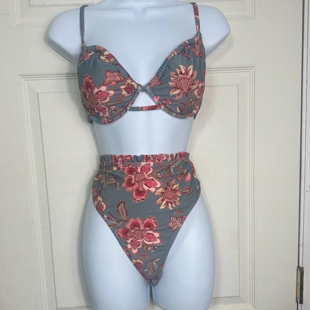 NWT Cupshe Bikini‎ Floral High Waisted Underwire Size Large